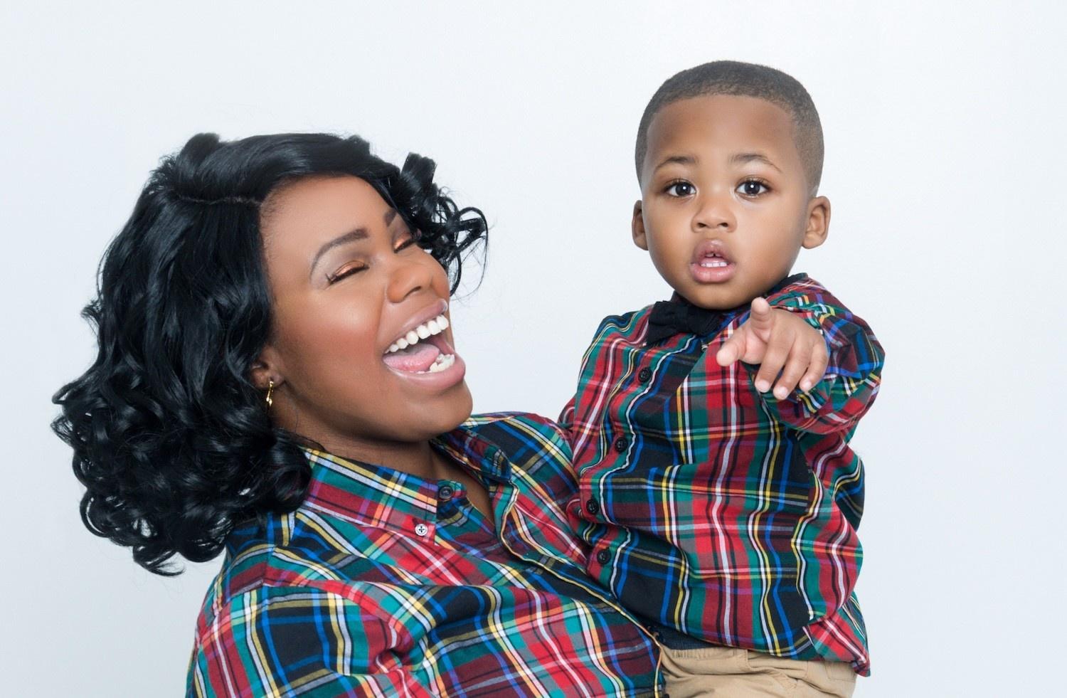 carousel-hero-element image-0